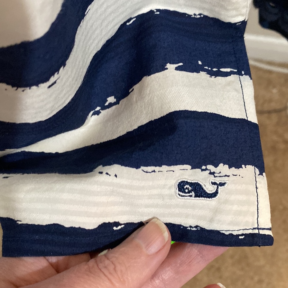 Vineyard Vines Blouse - Picture 8 of 8